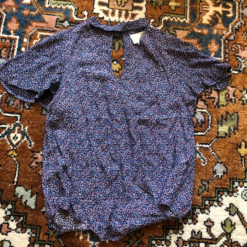 Anthropologie Maeve cutout top with speckled pattern